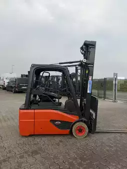 Elektromos 3 kerekű 2019  Linde E16L-02 (10)