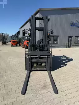 Electric - 4 wheels 2014  Linde E25-01 (2)