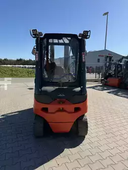 Electric - 4 wheels 2014  Linde E25-01 (5)