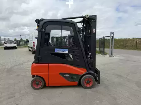 Elektro čtyřkolový VZV 2018  Linde E16P-02 (9)