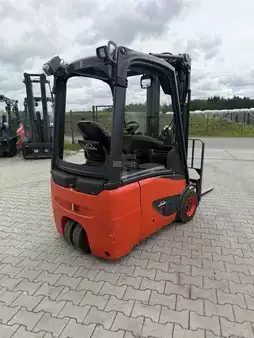 Eléctrica de 3 ruedas 2021  Linde E14-02 (4)