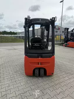 Eléctrica de 3 ruedas 2021  Linde E14-02 (5)