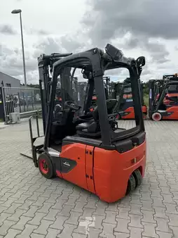 Eléctrica de 3 ruedas 2021  Linde E14-02 (6)