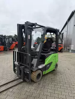 Elektro 4 Rad 2020  Linde E20PH-02 (1)