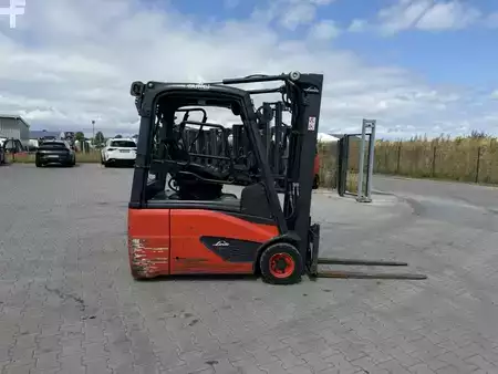 Eléctrico - 3 rodas 2020  Linde E16-02 (10)