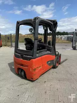 Elektromos 3 kerekű 2017  Linde E18-02 (4)