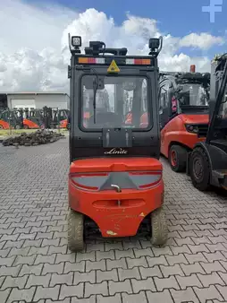 Eléctrica de 4 ruedas 2023  Linde E16P-02 (5)