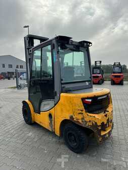 Diesel Forklifts 2016  Jungheinrich DFG 430s (6)