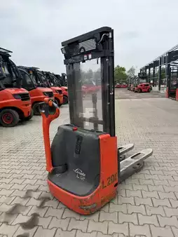Stoccatori 2017  Linde L12 (2)