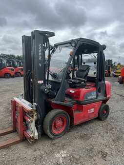 Diesel Forklifts 2012  Nissan Y1D2A25Q (1)