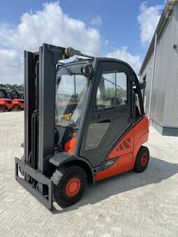 Carretilla elevadora GLP 2016  Linde H25T-02 (1)