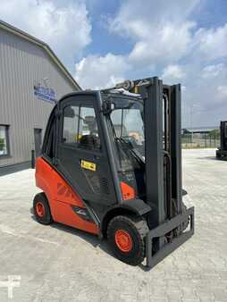 Carretilla elevadora GLP 2016  Linde H25T-02 (3)