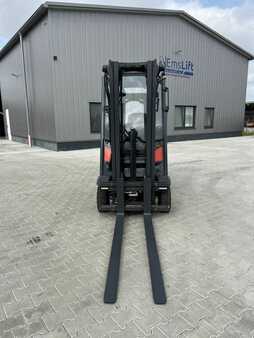 Propane Forklifts 2019  Linde H16T-01 (2)