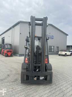 Wózki gazowe 2017  Linde H50T-02 (2)