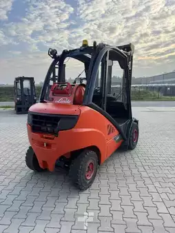 LPG heftrucks 2016  Linde H30T-02 (4)