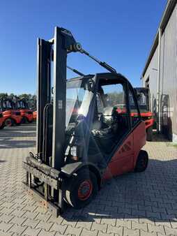 Carretilla elevadora GLP 2011 Linde H25T-01 (1)