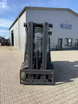 Carretilla elevadora GLP 2020  Linde H30T-01/1202 (2)