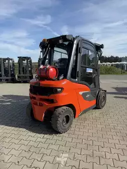 Carretilla elevadora GLP 2020  Linde H30T-01/1202 (4)