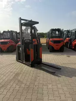 Pystysuora ordreplukker 2019  Linde V10-02 (2)