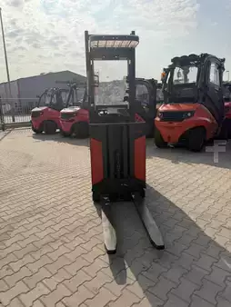 Pystysuora ordreplukker 2019  Linde V10-02 (3)