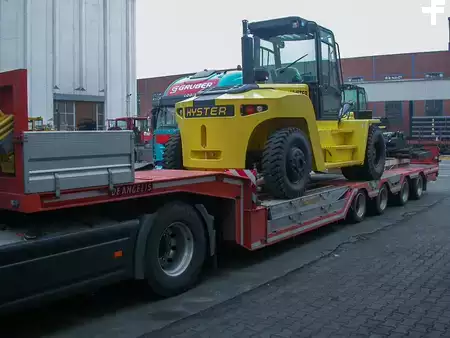 Montacargas diésel 2015  Hyster H16.00 XM-6 (2)