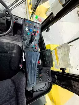 Reach stacker 2018  Hyster RS46-33CH (5)