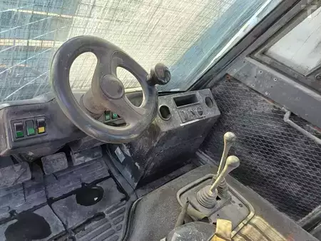 Carrelli elevatori diesel 2007  Linde H80D-03 (2)