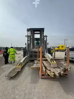 Carrelli elevatori diesel 2015  Hyster H700 55000-70000 lbs (1)