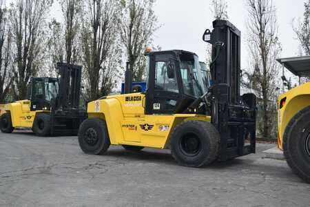 Empilhador diesel 2007  Hyster H360-24 (9)