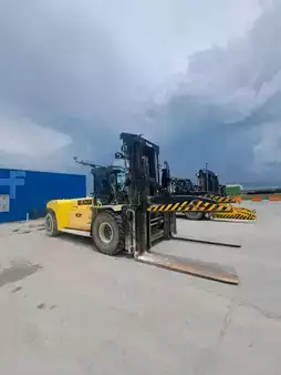Carretilla elevadora diésel 2016  Hyster H700 (2)