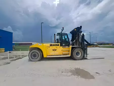 Carretilla elevadora diésel 2016  Hyster H700 (4)