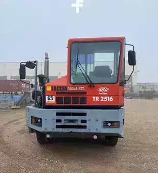 Trattori per terminali 2004  CVS Ferrari TR2516BV (1)
