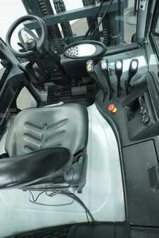 Eléctrico - 4 rodas 2014  Still RX 60-50 / 600 (3)