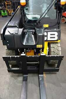 Telescopic forklift rigid 2021  JCB 35E 2WD (5)