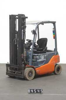 El Truck - 4-hjul 2017  Toyota 8FBM16T (1)