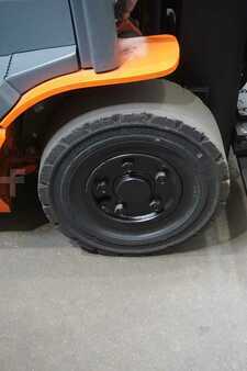 Elektro 4 Rad 2018  Toyota 8FBM16T (6)