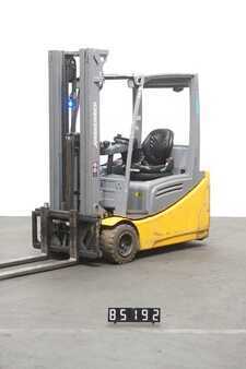 Electric - 3 wheels 2019  Jungheinrich EFG 220 (1)
