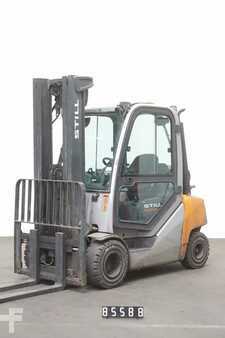 Treibgasstapler 2019  Still RX 70-30 T (1)