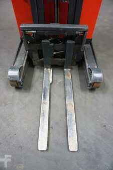 Reach Truck 2015  Linde R 16 HD-01 (5)