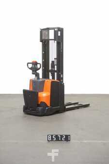 Stacker pedestre 2018  BT SWE 120 (2)