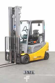 Electric - 4 wheels 2019  Jungheinrich EFG 320 (1)