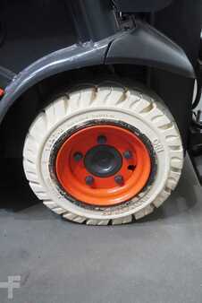 Dieseltruck 2015  Linde H 18 D - 01 (6)