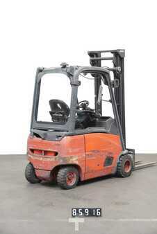 Elektro čtyřkolový VZV 2012  Linde E 20 PH - 01 (2)