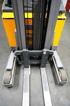 Reach Truck 2018  Jungheinrich ETV 216 (5)