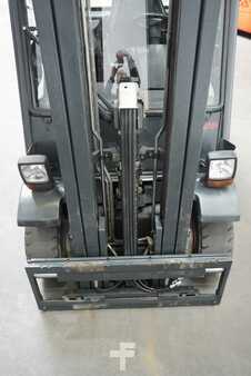 Carretilla elevadora diésel 2015  Linde H 25 D-02 (5)