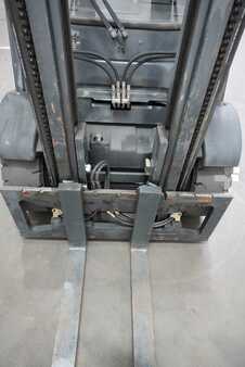 Chariots élévateurs GPL 2014  Linde H 50 T-02 (5)
