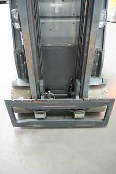 Eléctrico - 4 rodas 2018  Linde E 30 HL - 01/600 (5)