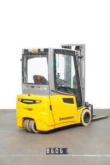 Elektro 3 Rad 2018  Jungheinrich EFG 220 (2)