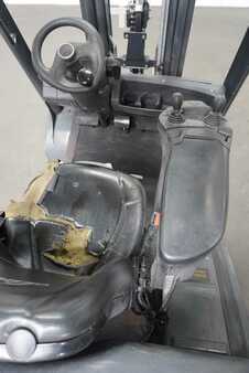 Carretilla elevadora GLP 2018  Linde H 25 T-02 (3)