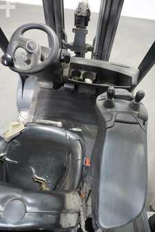 Carretilla elevadora GLP 2018  Linde H 25 T-02 (3)